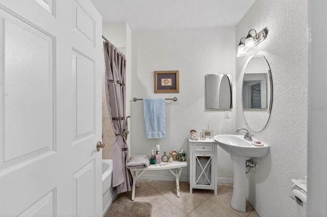 1364 EMERALD DUNES DRIVE, Sun City Center, FL 33573