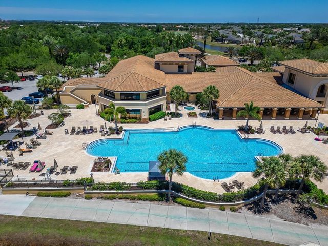 1364 EMERALD DUNES DRIVE, Sun City Center, FL 33573