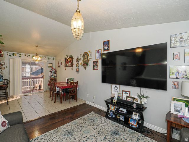 820 S WILDFLOWER CIR, Ogden, UT 84404