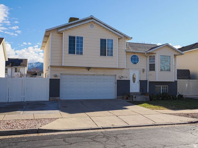 820 S WILDFLOWER CIR, Ogden, UT 84404