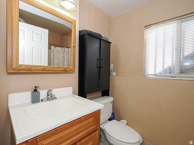 820 S WILDFLOWER CIR, Ogden, UT 84404