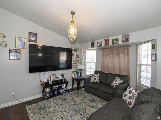 820 S WILDFLOWER CIR, Ogden, UT 84404