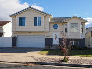 820 S WILDFLOWER CIR, Ogden, UT 84404