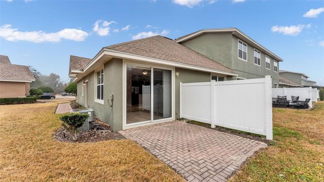 6528 SEDGEFORD DRIVE, Lakeland, FL 33811
