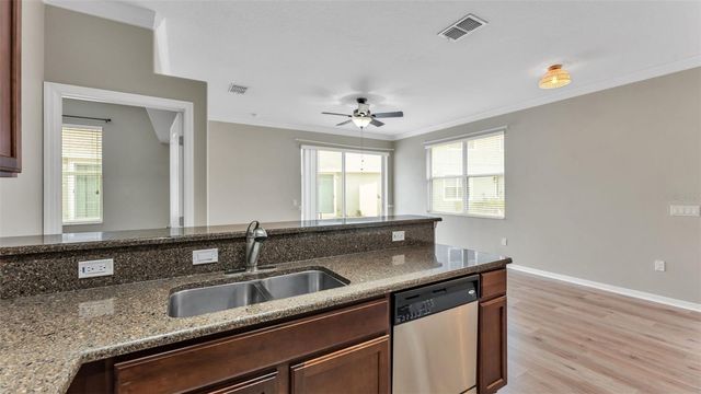 6528 SEDGEFORD DRIVE, Lakeland, FL 33811