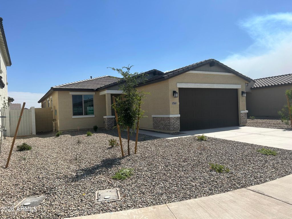 17143 W CORRINE Drive, Surprise, AZ 85388 — exterior