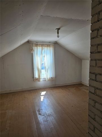 5236 W Wedington Drive, Fayetteville, AR 72704