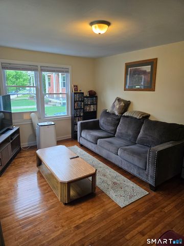 15 Broadvale Road, Meriden, CT 06450