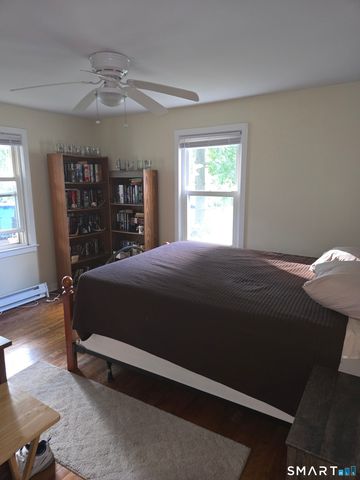 15 Broadvale Road, Meriden, CT 06450
