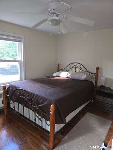 15 Broadvale Road, Meriden, CT 06450