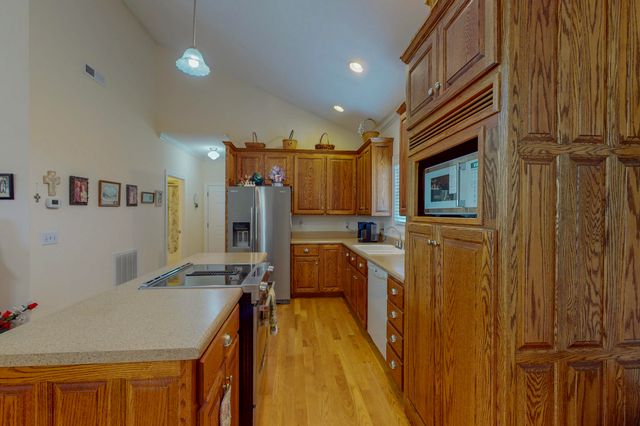210 Hancock Road NE, Cleveland, TN 37323