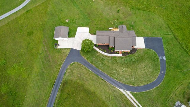 210 Hancock Road NE, Cleveland, TN 37323