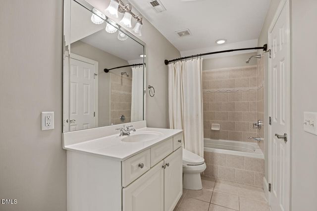 4004 Frontenac Court, Apex, NC 27539