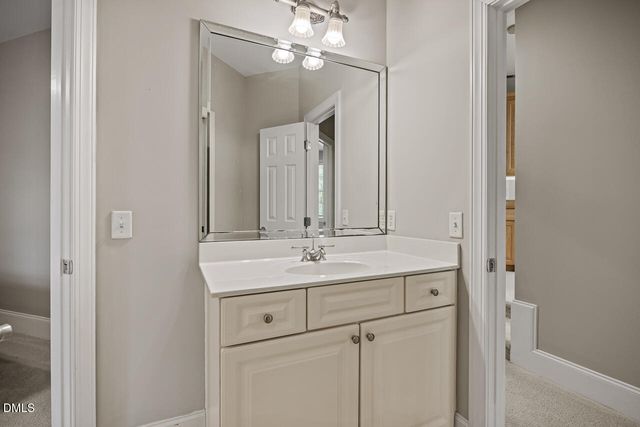 4004 Frontenac Court, Apex, NC 27539