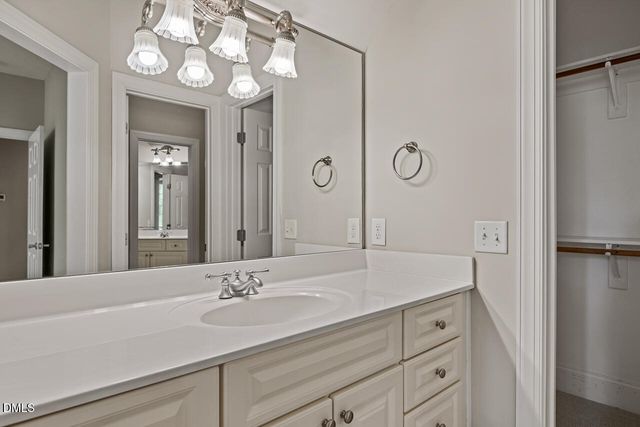 4004 Frontenac Court, Apex, NC 27539