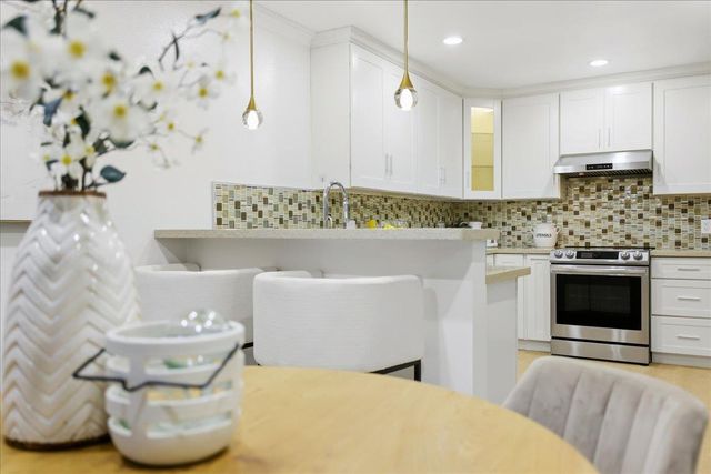 434 Ives Terrace, Sunnyvale, CA 94087