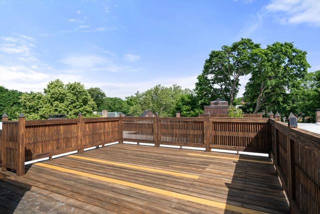 4 Washington Ave 18, Cambridge, MA 02140