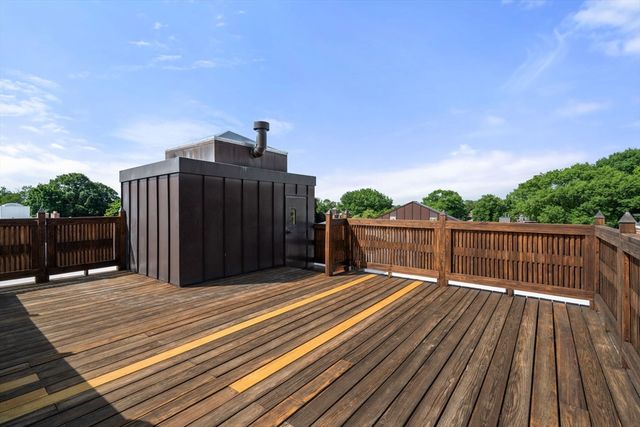 4 Washington Ave 18, Cambridge, MA 02140