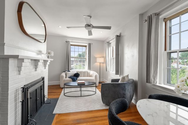 4 Washington Ave 18, Cambridge, MA 02140