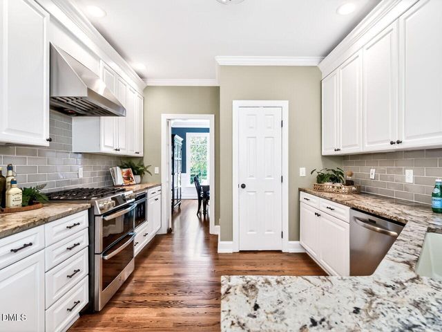 106 Drysdale Court, Cary, NC 27511