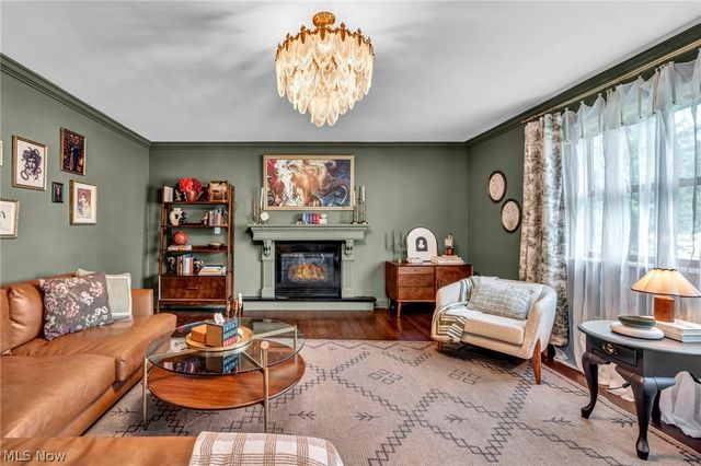 3811 Vincent Drive, Seven Hills, OH 44131