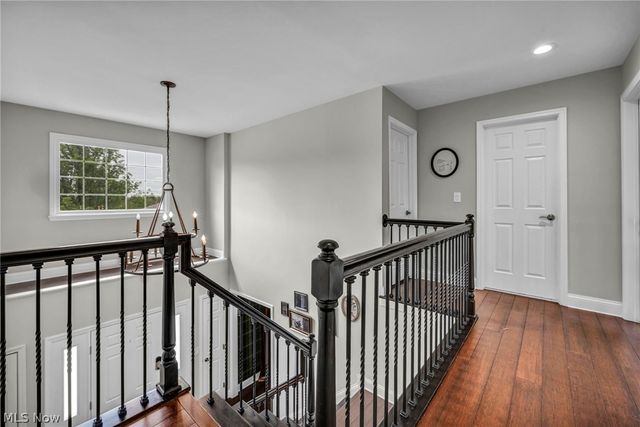 3811 Vincent Drive, Seven Hills, OH 44131