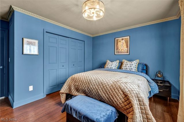 3811 Vincent Drive, Seven Hills, OH 44131