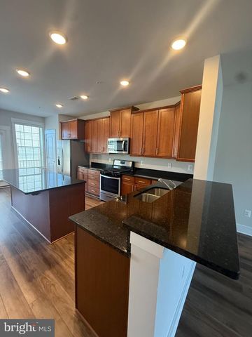 7931 WORMANS MILL, Frederick, MD 21701