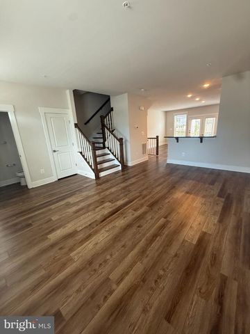 7931 WORMANS MILL, Frederick, MD 21701