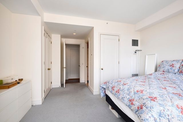2 Avery 22A, Boston, MA 02111
