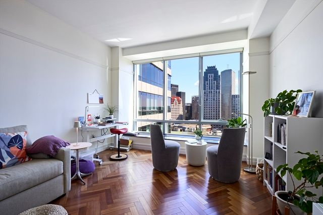 2 Avery 22A, Boston, MA 02111