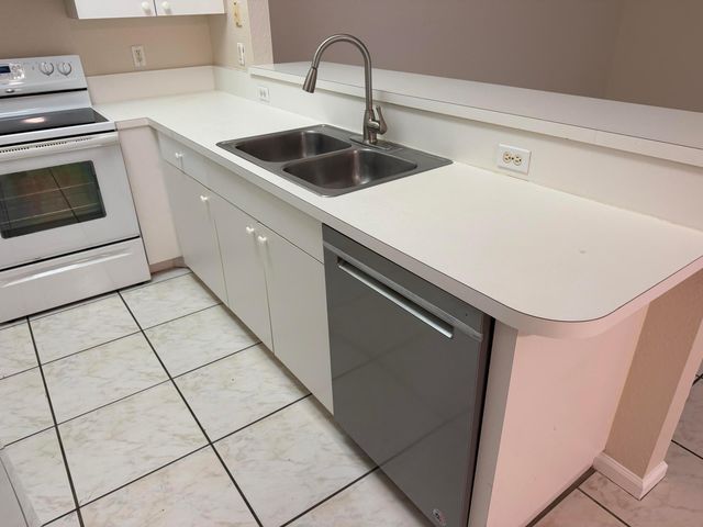 14011 Veronica Court, Wellington, FL 33414