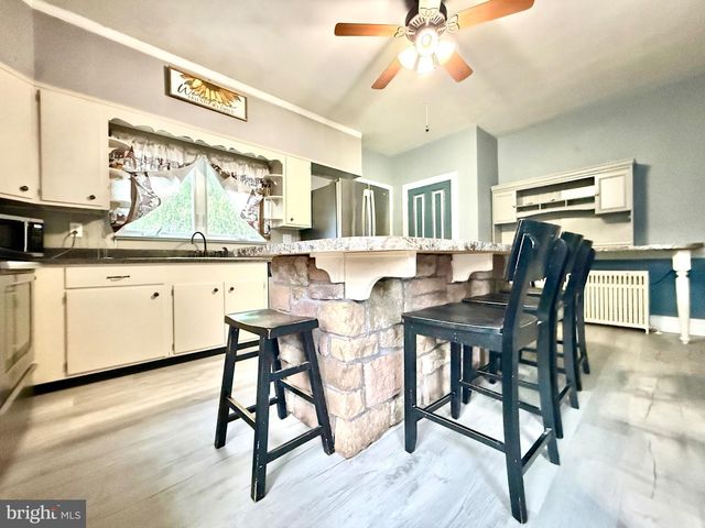 138 S 4TH ST, Hamburg, PA 19526