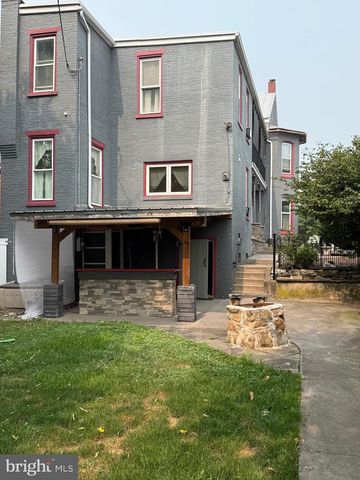 138 S 4TH ST, Hamburg, PA 19526