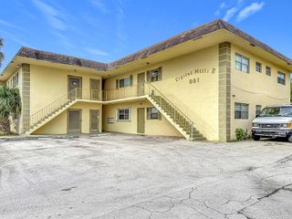 961 NW 45th Street 3, Deerfield Beach, FL 33064