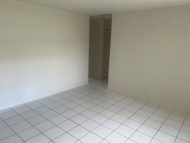 2410 SW 44th Avenue, Fort Lauderdale, FL 33317