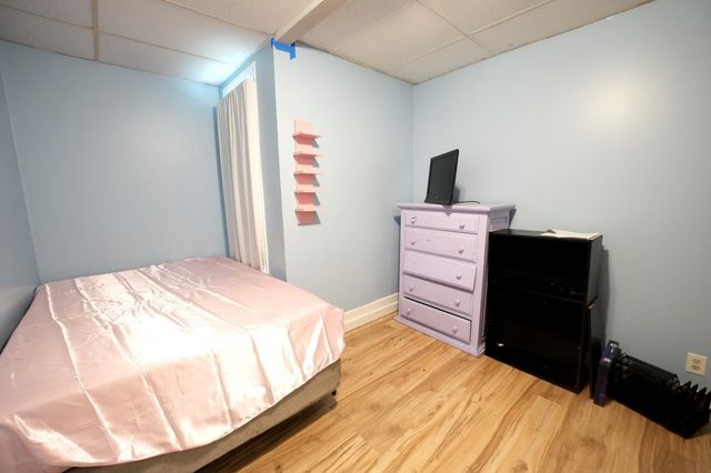 3 Clifton Ter, Worcester, MA 01610