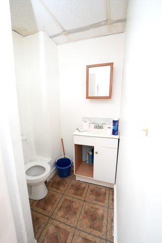3 Clifton Ter, Worcester, MA 01610