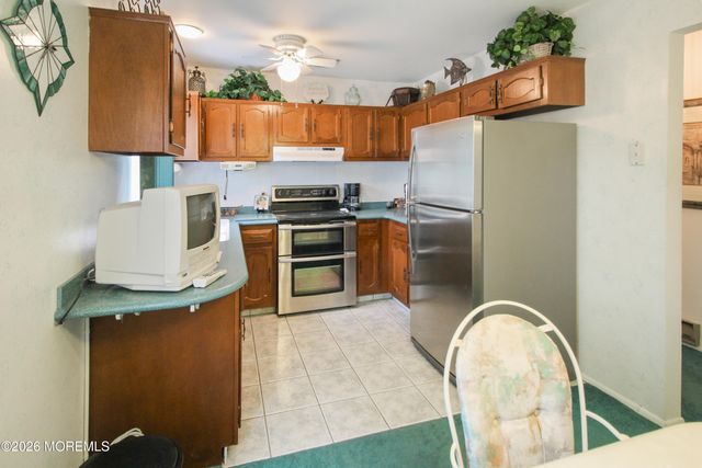 9b Lenape Drive, Whiting, NJ 08759