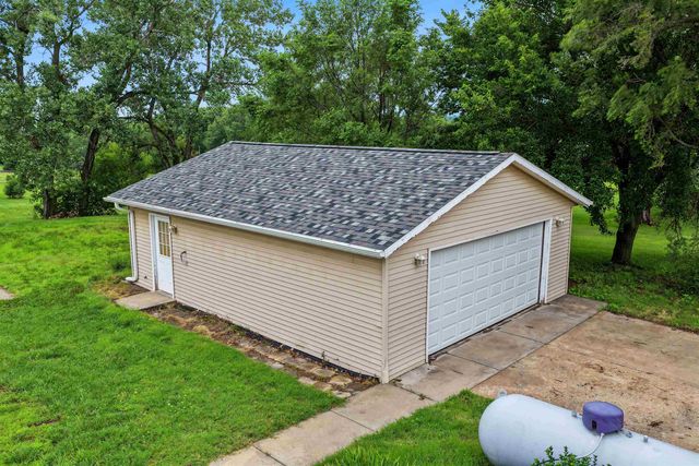 4441 N Wasserman Way, Salina, KS 67401