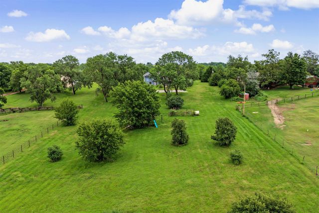 4441 N Wasserman Way, Salina, KS 67401