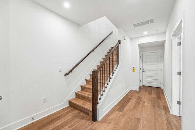 200 W 56th ST 2103, Austin, TX 78751