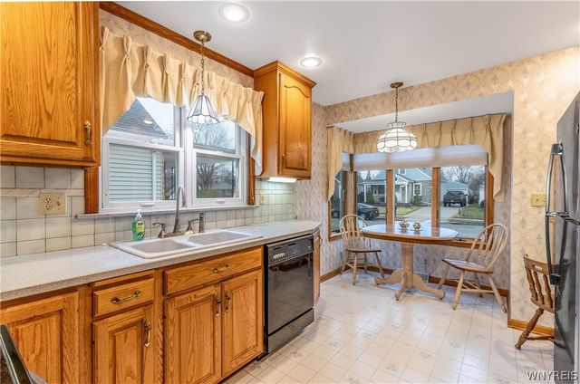 429 71st Street, Niagara Falls, NY 14304