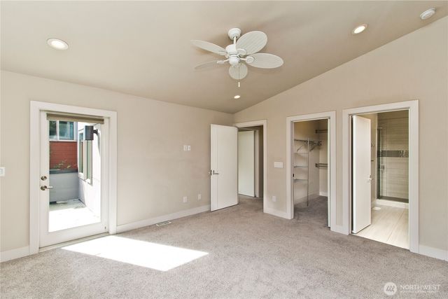 1471 14th Place NE, Issaquah, WA 98029