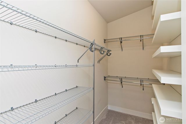 1471 14th Place NE, Issaquah, WA 98029