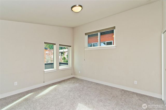 1471 14th Place NE, Issaquah, WA 98029