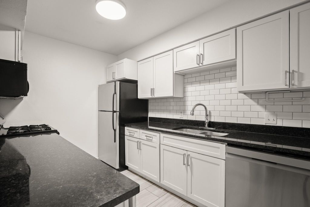 2020 S Congress Ave 2102, Austin, TX 78704