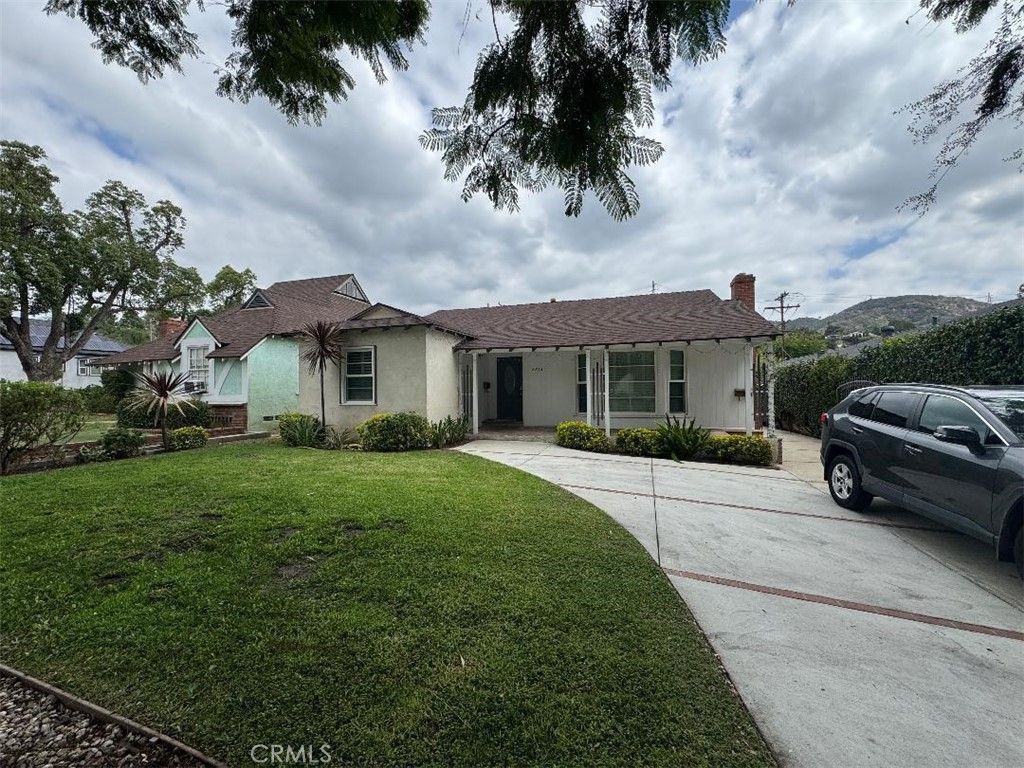 2712 Canada Boulevard, Glendale, CA 91208