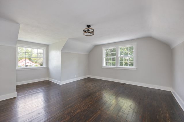 414 College St, Portland, TN 37148