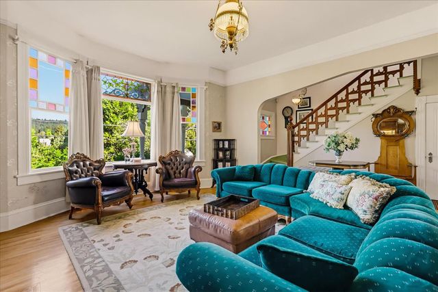 203 Prospect St, Nevada City, CA 95959